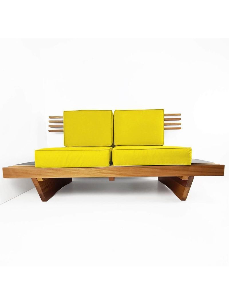 Sofá 2 Lugares Xangai Madeira Nobre Amarelo Sala Moderna