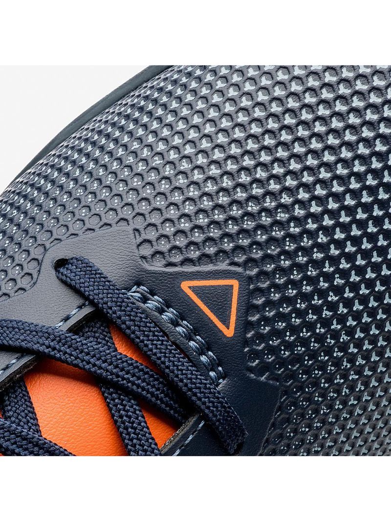 Chuteira society umbro techno