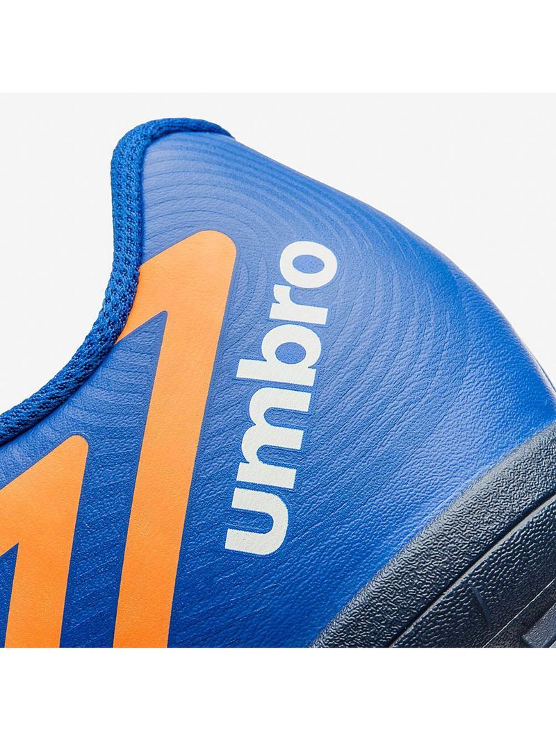 Chuteira society umbro orbit