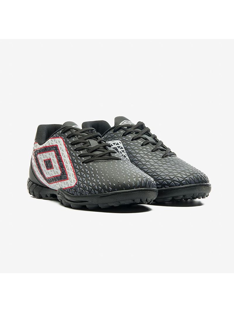 Chuteira society umbro mutant