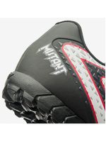 Chuteira society umbro mutant