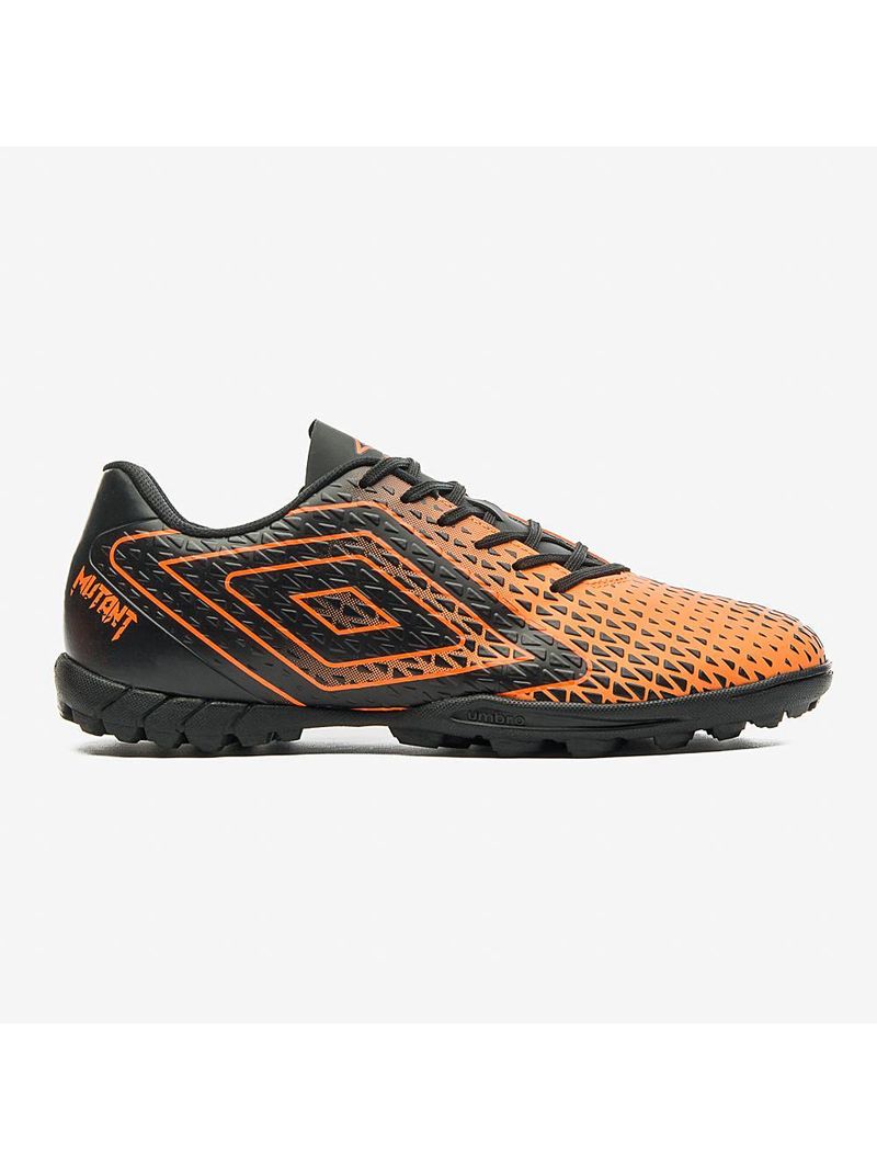 Chuteira society umbro mutant