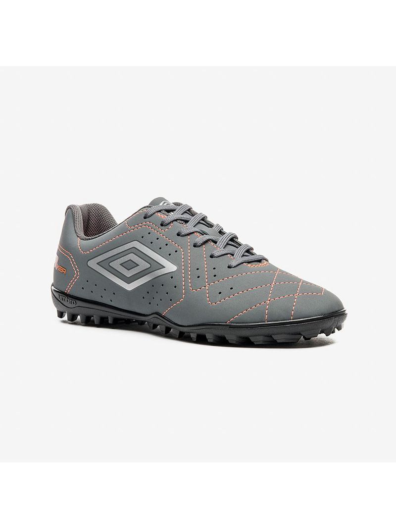 Chuteira society umbro neo striker