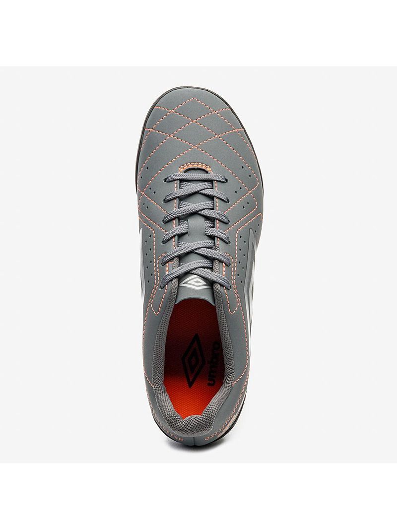 Chuteira society umbro neo striker