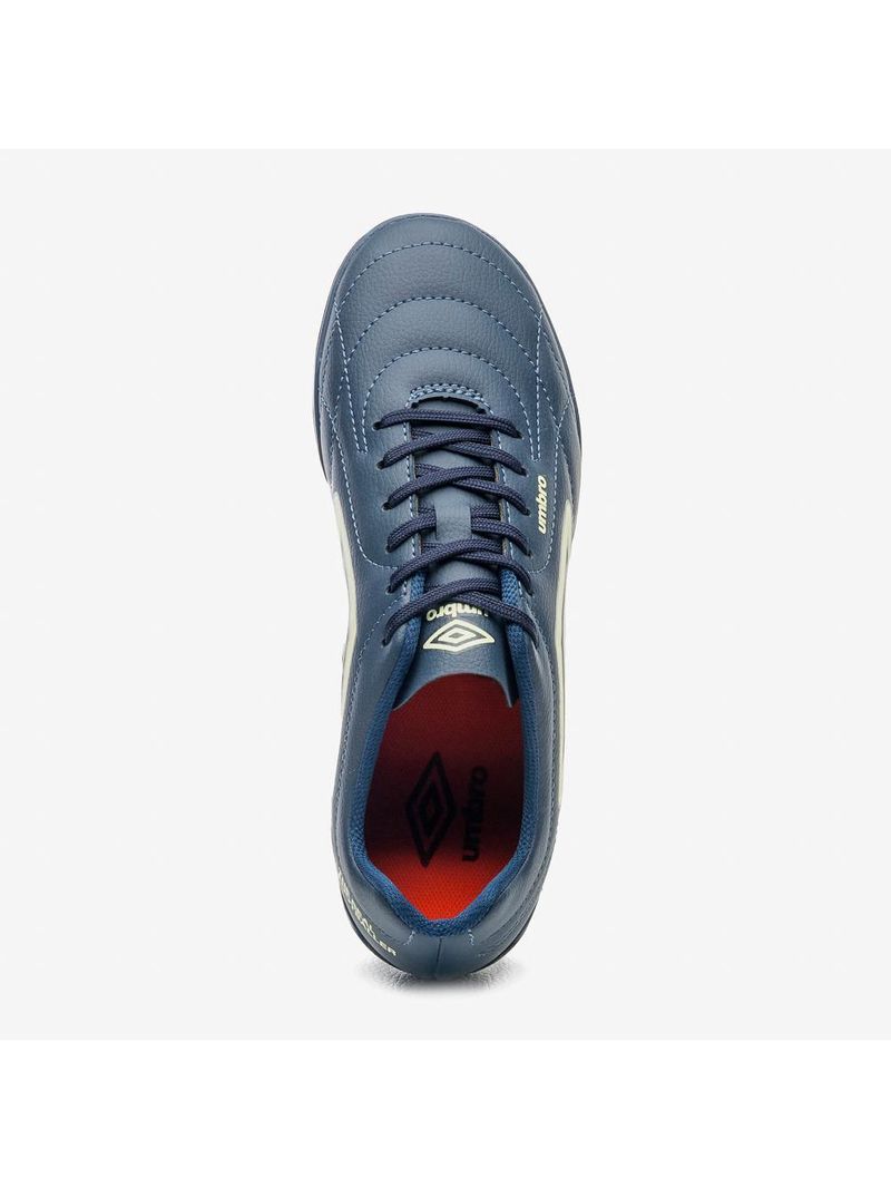 Chuteira society umbro class footballer