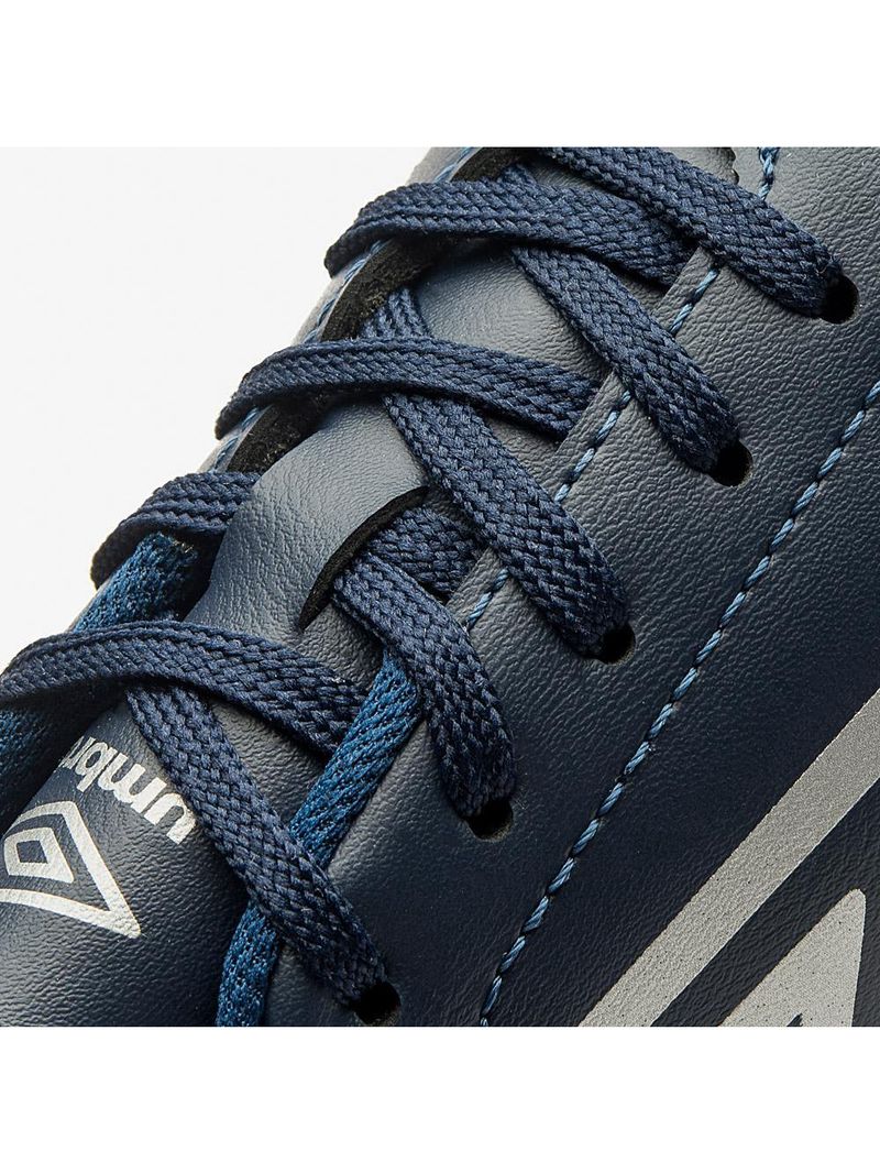 Chuteira society umbro class 22 jr