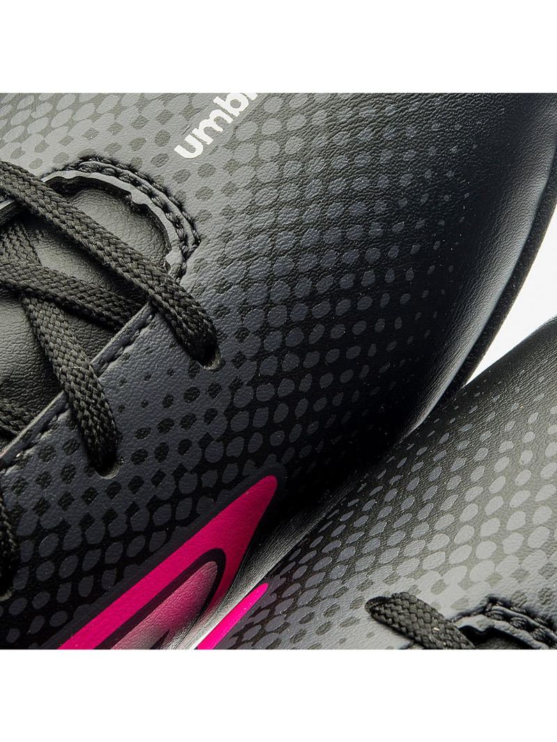 Chuteira society umbro cannon