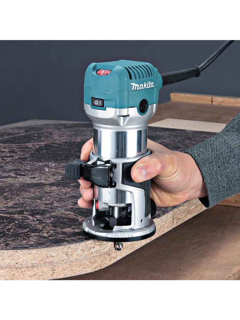 Tupia eletronica 6mm industrial 710w com adaptador coletor bolsa acessórios rt0700cx3 110v makita