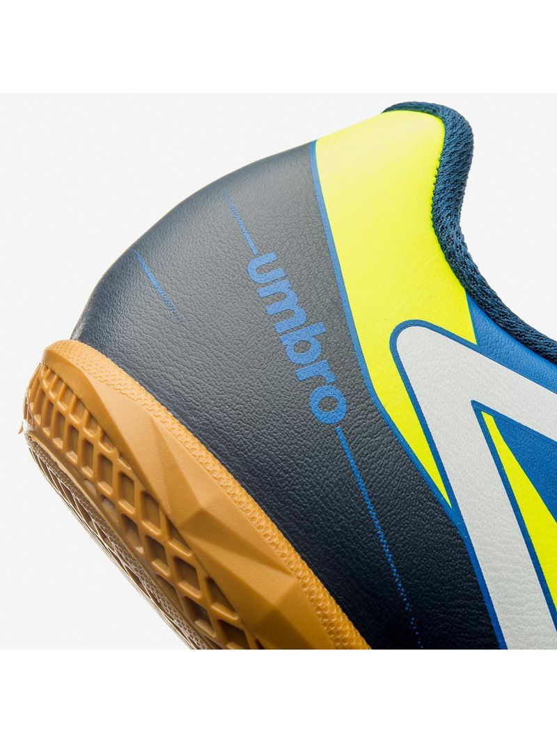 Chuteira futsal umbro prisma+