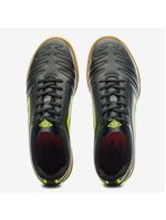 Chuteira futsal umbro class