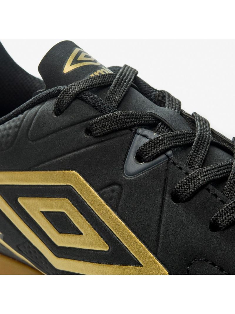 Chuteira futsal umbro attak eternal