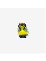 Chuteira campo umbro orbit jr