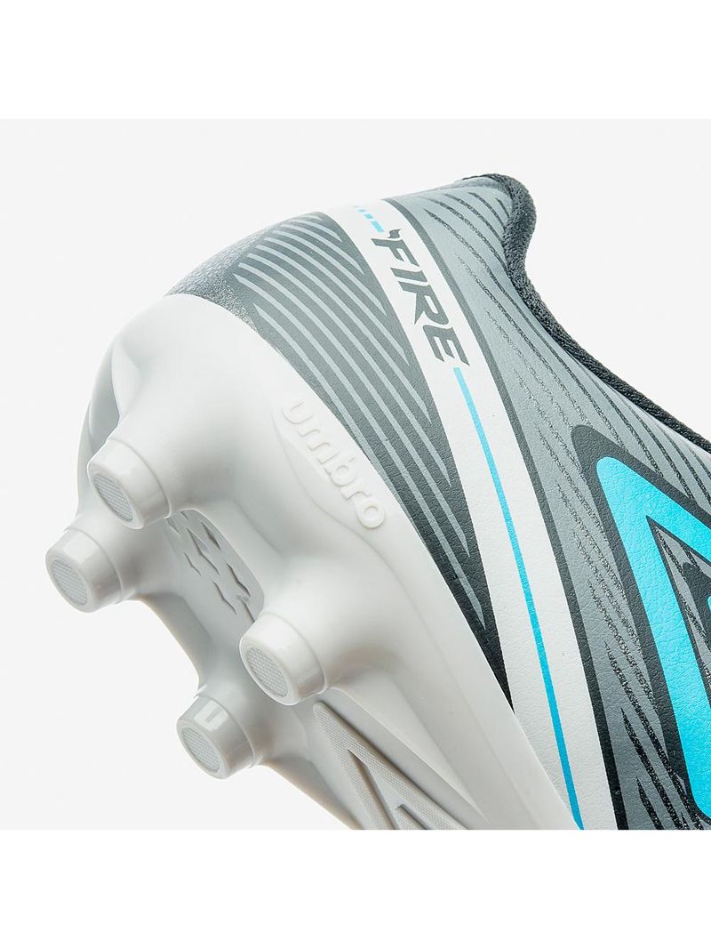 Chuteira campo umbro fire