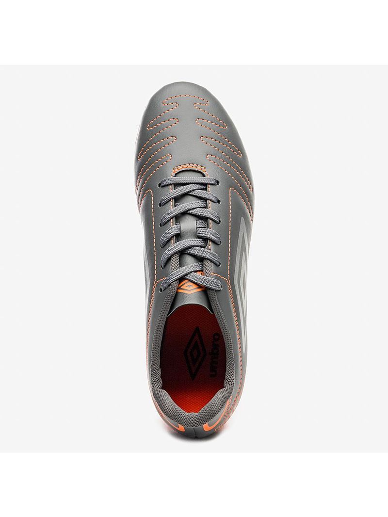 Chuteira campo umbro class