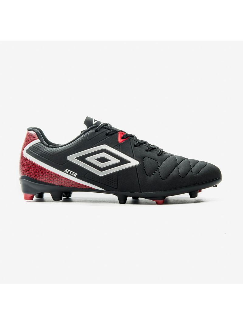 Chuteira campo umbro attak eternal