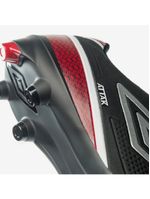 Chuteira campo umbro attak eternal