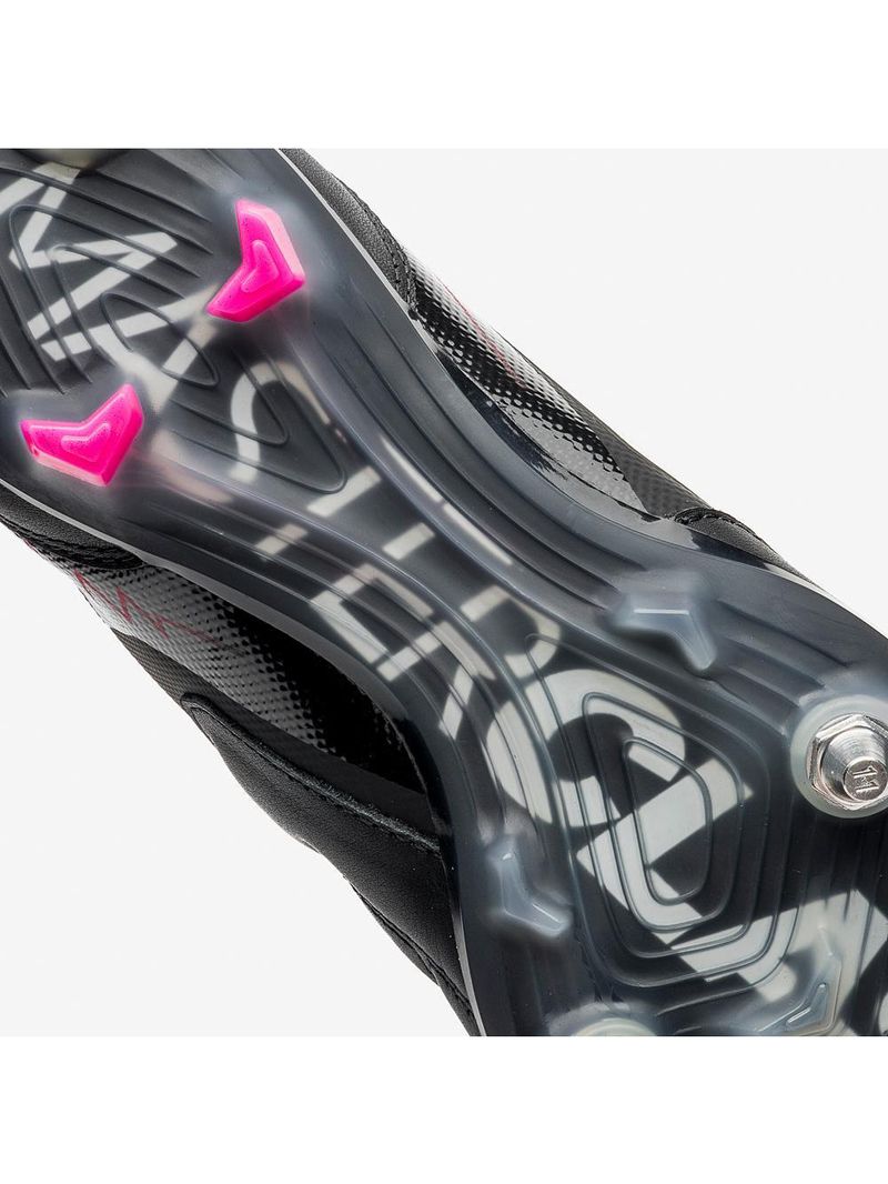 Chuteira campo umbro adamant master class pro sg