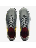 Chuteira society umbro orbit