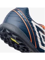 Chuteira society umbro fifty v