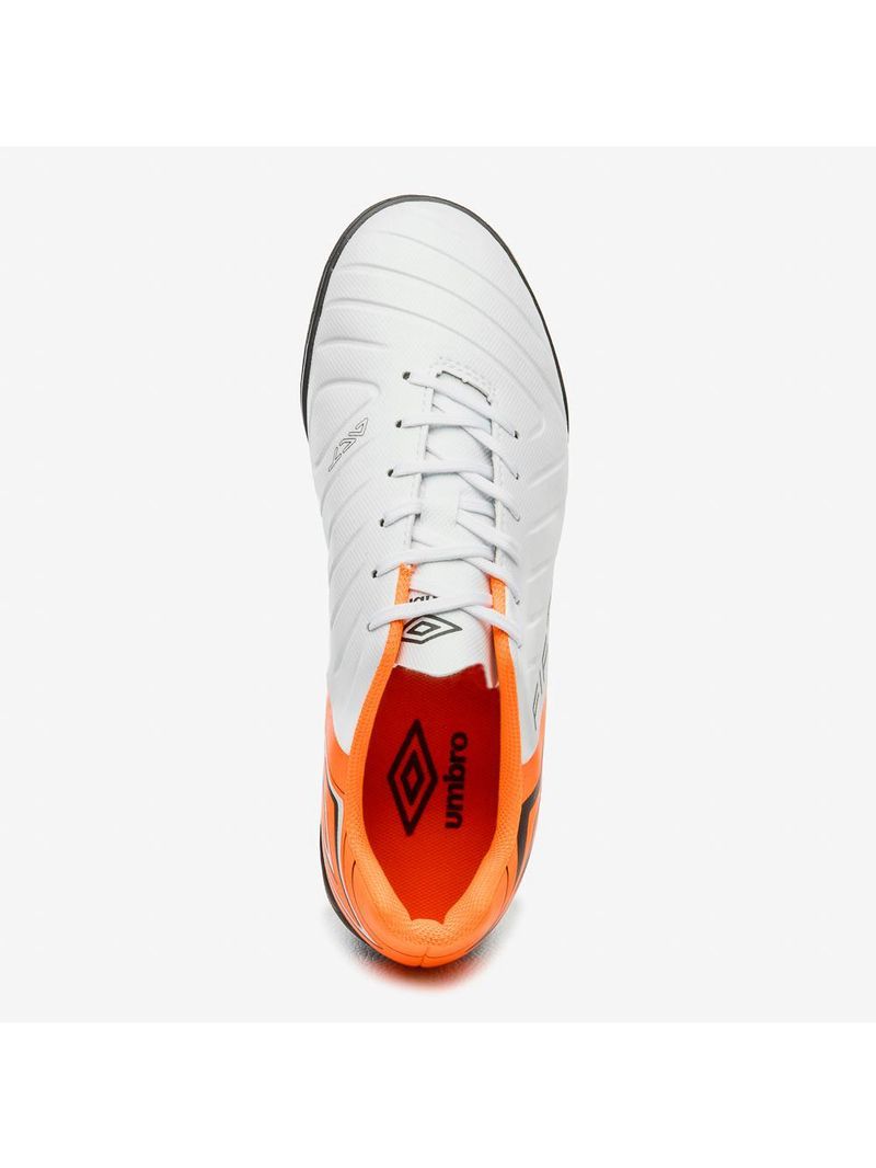 Chuteira society umbro fifty vi league
