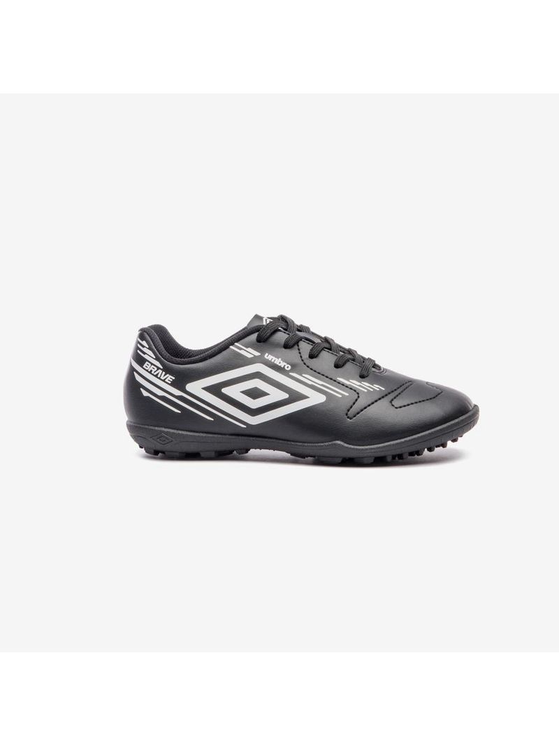 Chuteira society umbro brave jr