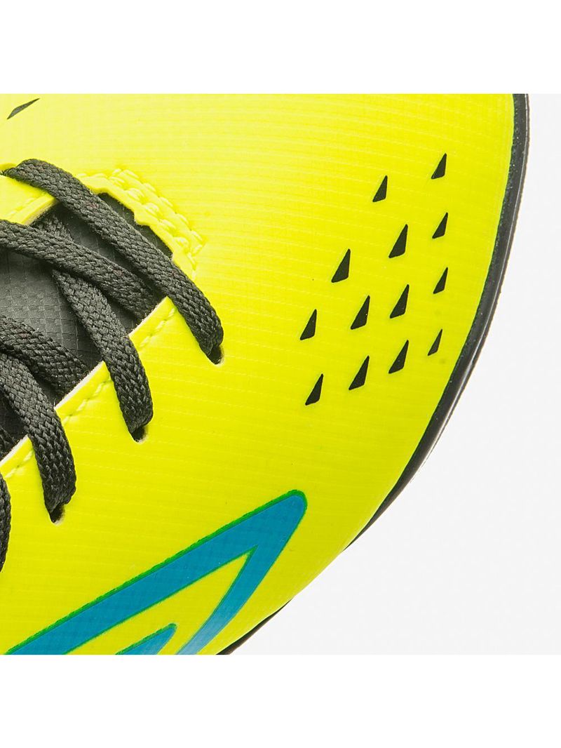 Chuteira society umbro adamant top speed jr