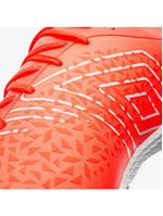 Chuteira society umbro adamant premier