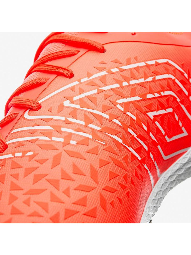 Chuteira society umbro adamant premier