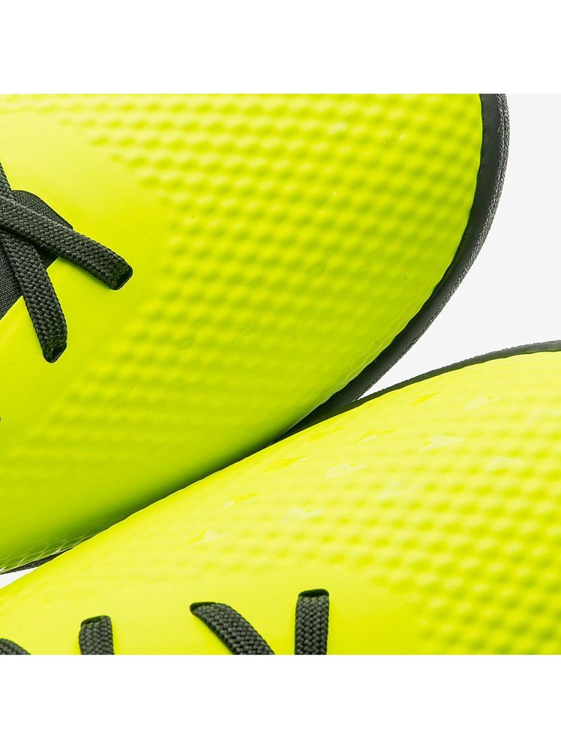 Chuteira society umbro adamant top speed club