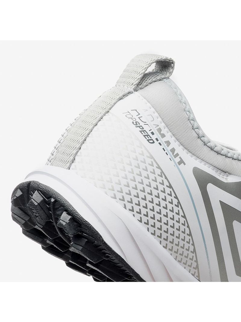Chuteira society umbro adamant top speed club