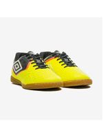 Chuteira futsal umbro score