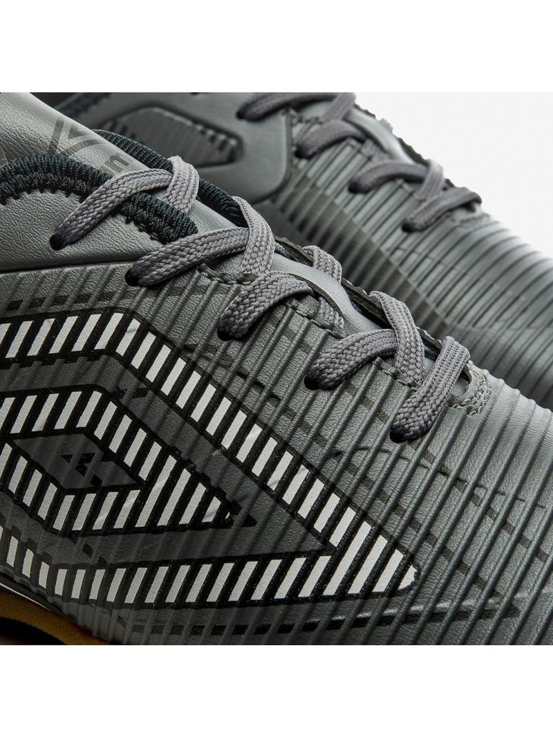 Chuteira futsal umbro stride