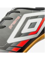 Chuteira futsal umbro prisma+