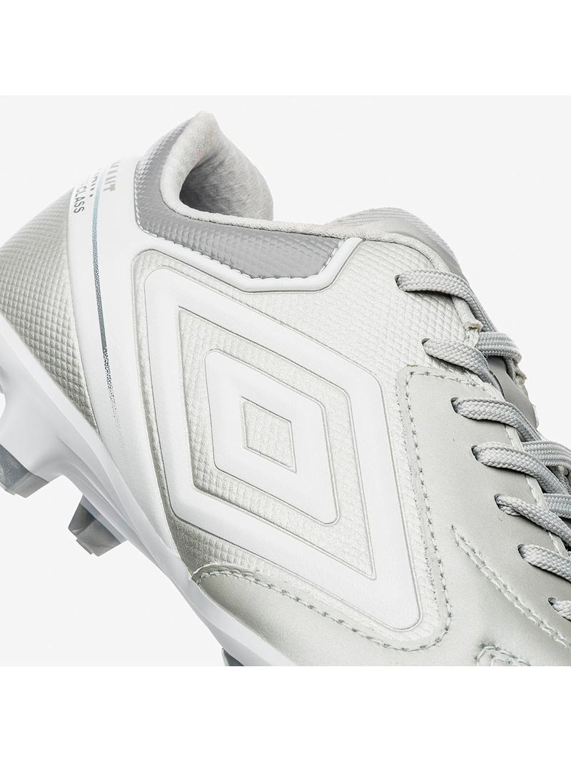 Chuteira campo umbro adamant master class premier