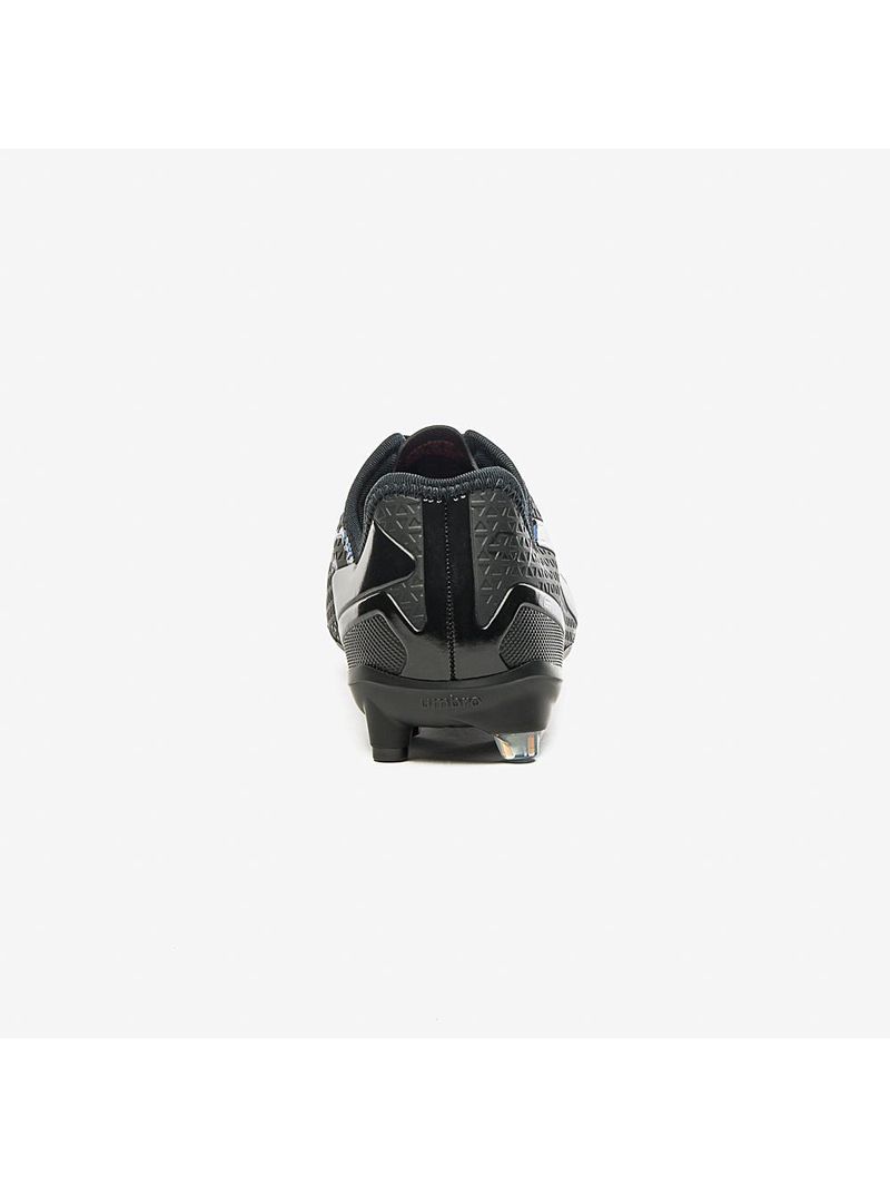 Chuteira campo umbro chrome