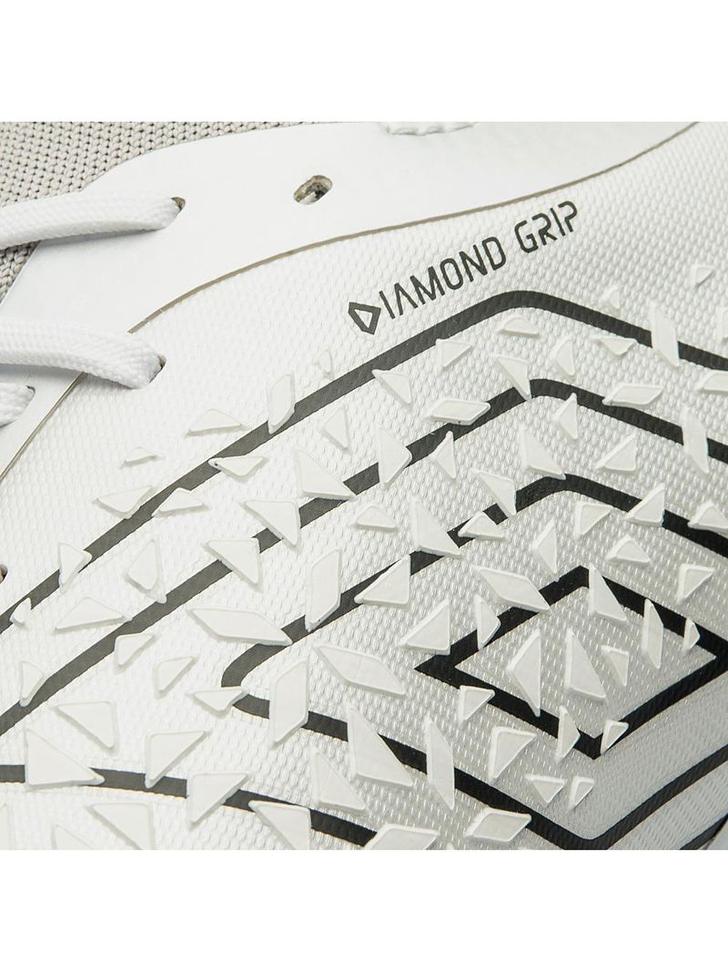 Chuteira campo umbro adamant pro