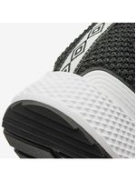 Tênis umbro trainer