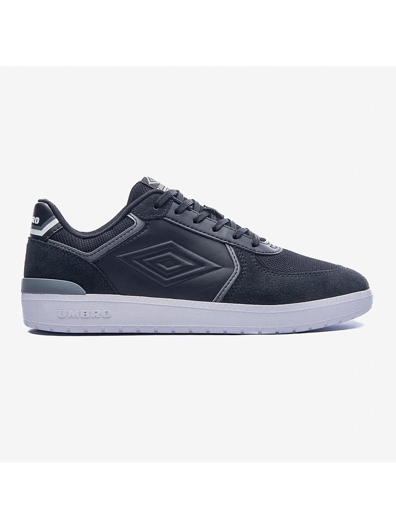 Tênis umbro essential