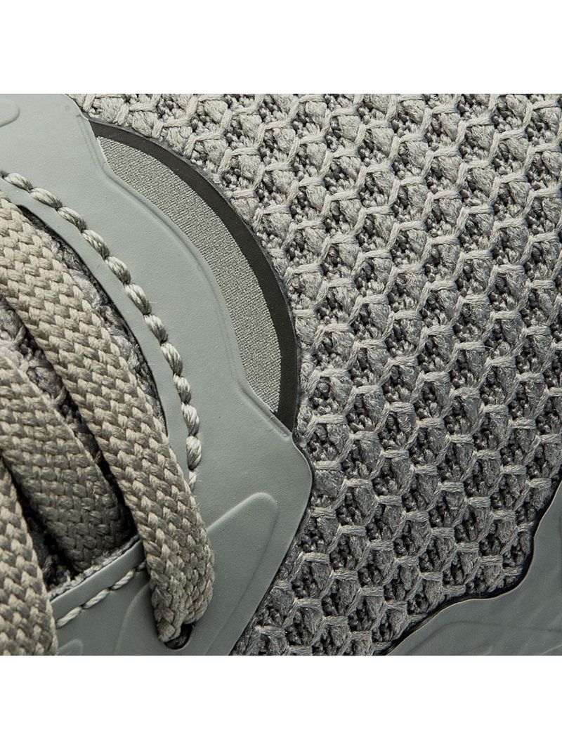 Tênis umbro trainer