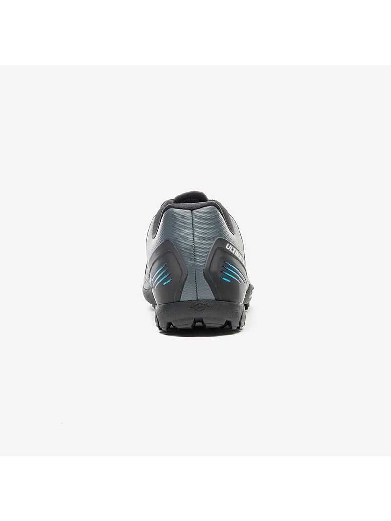 Chuteira society umbro ultimate