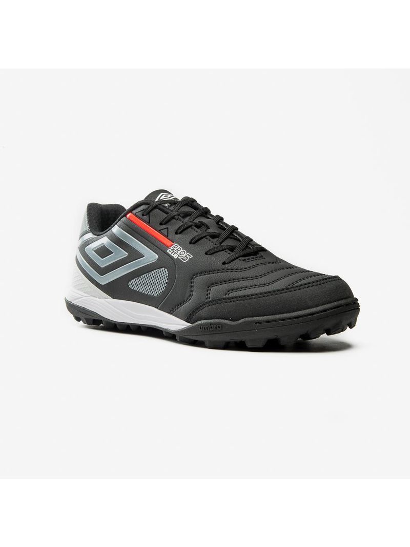 Chuteira society umbro pro 5 bump club