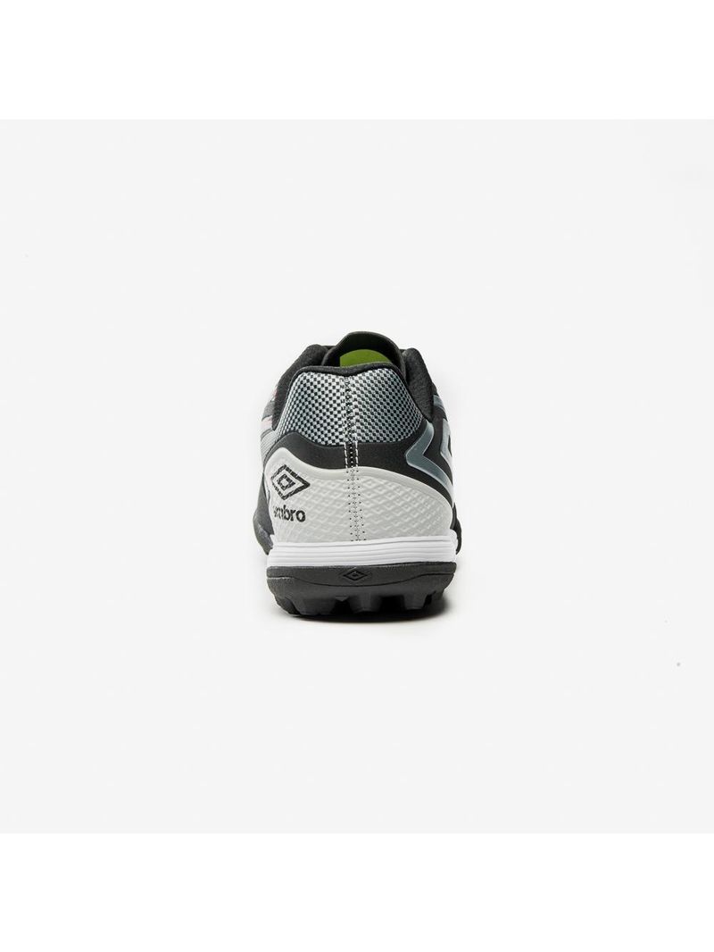 Chuteira society umbro pro 5 bump club