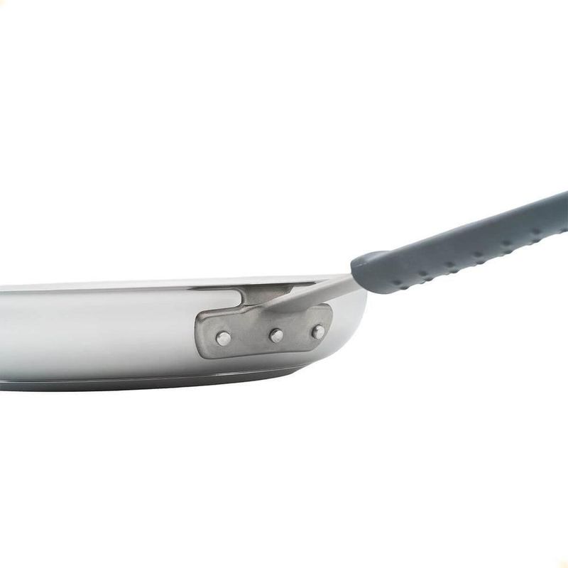 Frigideira Tramontina Professional Em Inox Fundo Triplo E Cabo Com Luva De Silicone 20 Cm 62333200