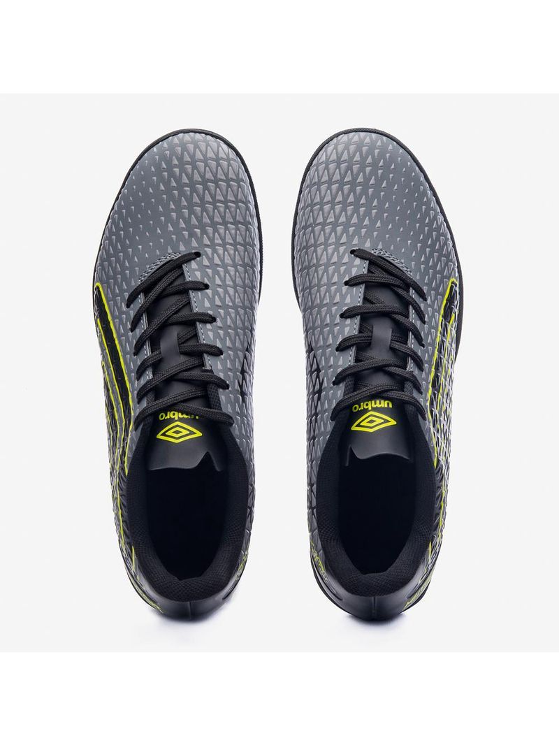 Chuteira society umbro mutant