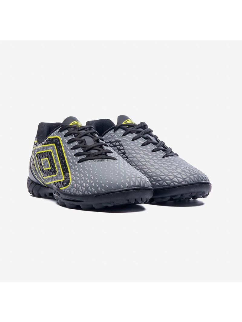 Chuteira society umbro mutant