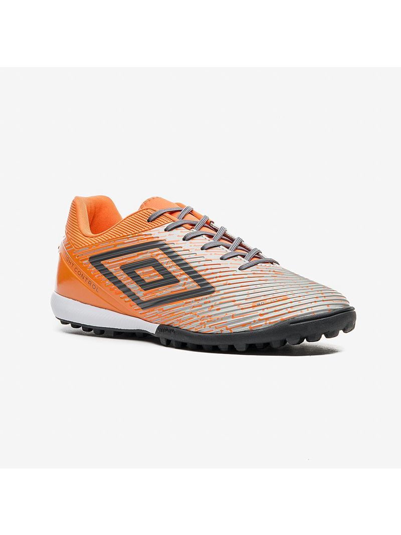 Chuteira society umbro gravity