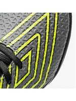 Chuteira society umbro chrome jr