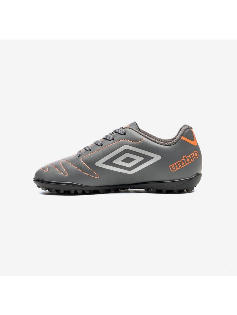Chuteira society umbro class 22 jr