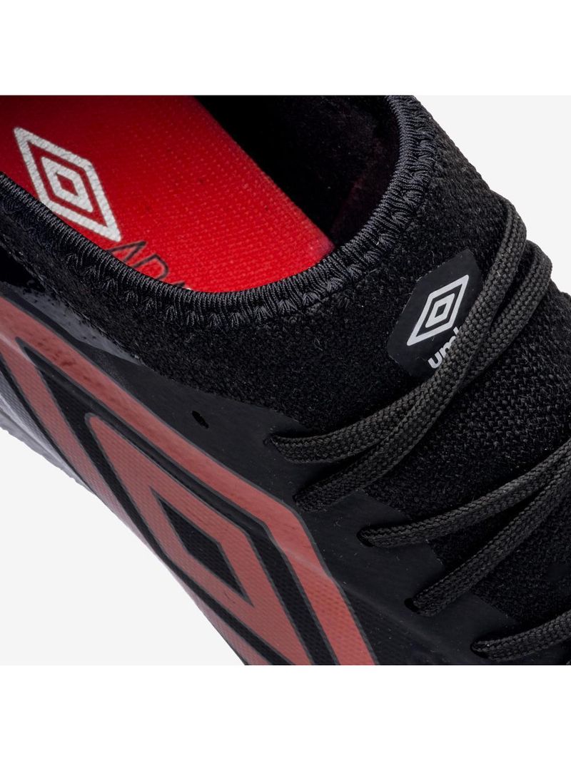 Chuteira society umbro adamant top speed premier