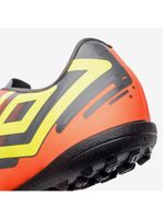 Chuteira society umbro action
